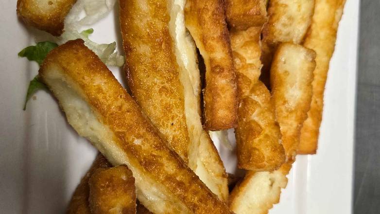 Halloumi Fries