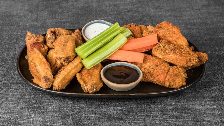 2lbs Wings, Veggies, and Dip