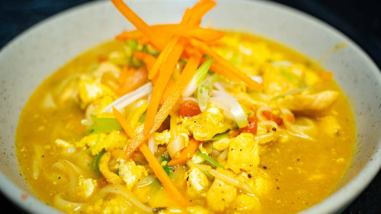 Chicken Coconut Curry Noodle Bowl