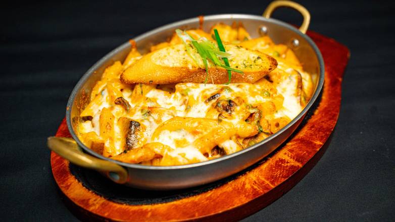 BAKED LOBSTER PENNE
