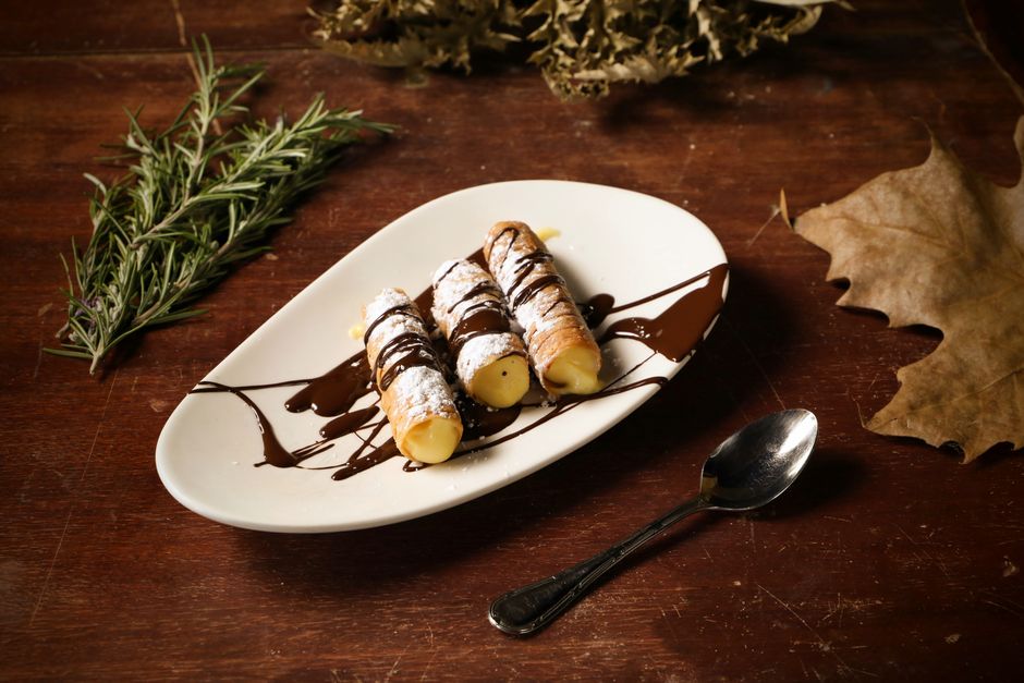 Cannoli (2 pc)