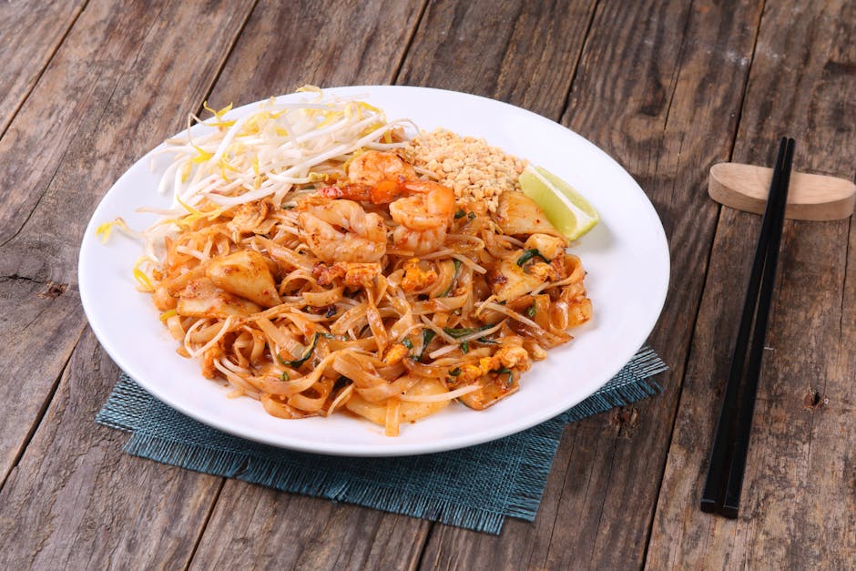 PAD THAI